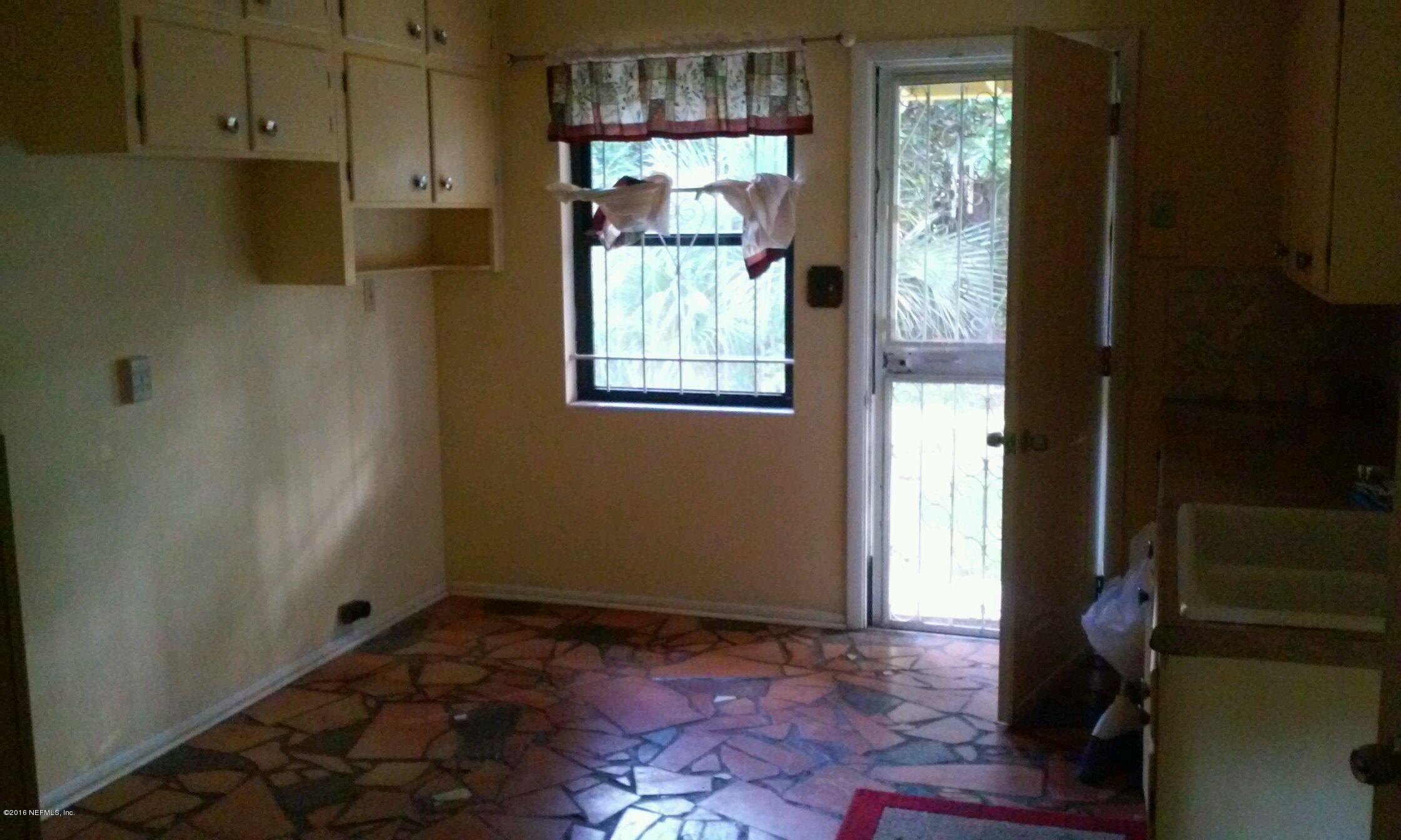6814 Corday Road Jacksonville, FL 32208 - Photo 3 of 12 corday1