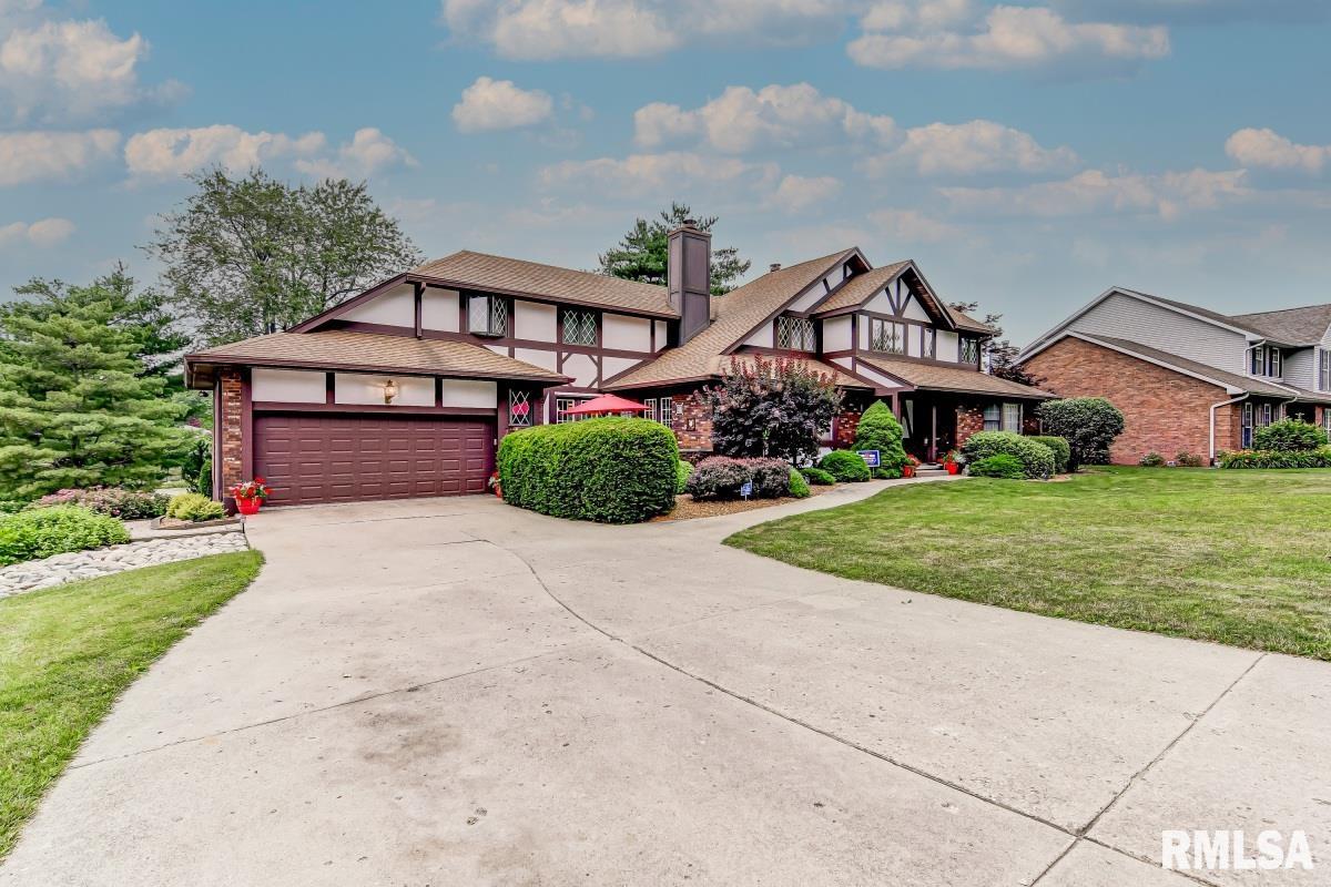 9 Red Bud Lane Springfield, IL 62712 - Photo 2 of 50