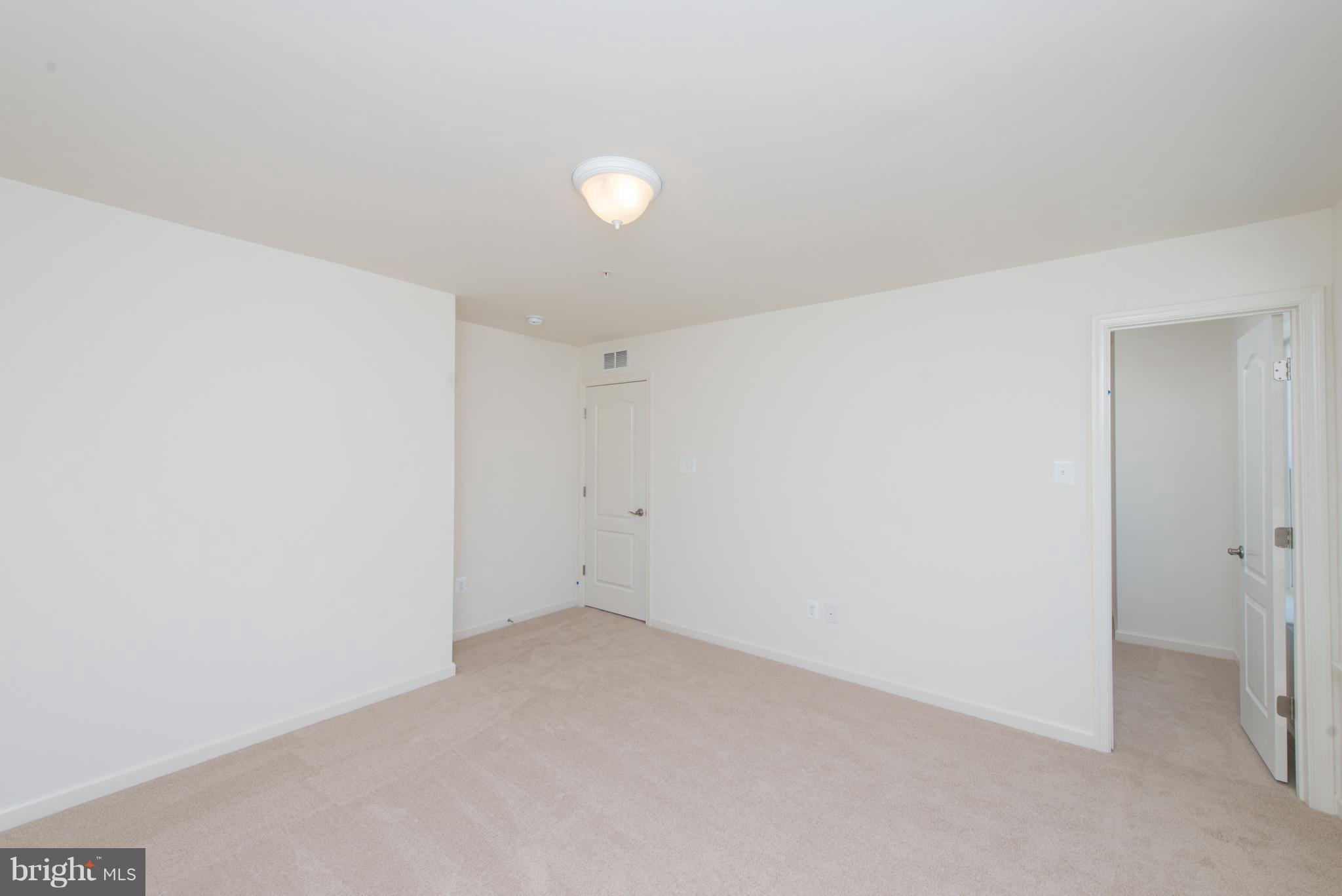 910 Ramble Run Road Baltimore, MD 21220 - Photo 17 of 30 a view of room