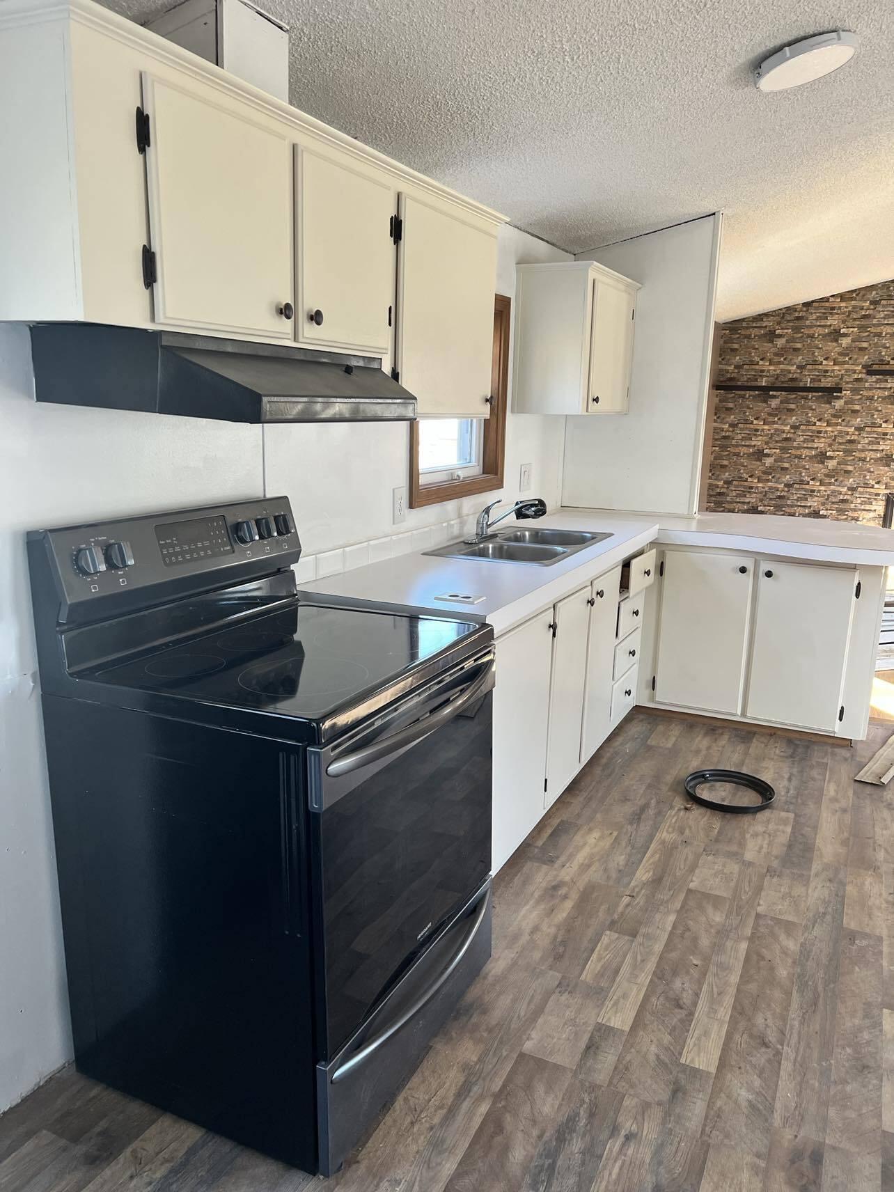 23 Christopher Road Dexter, ME 04930 - Photo 3 of 14 kitchen3