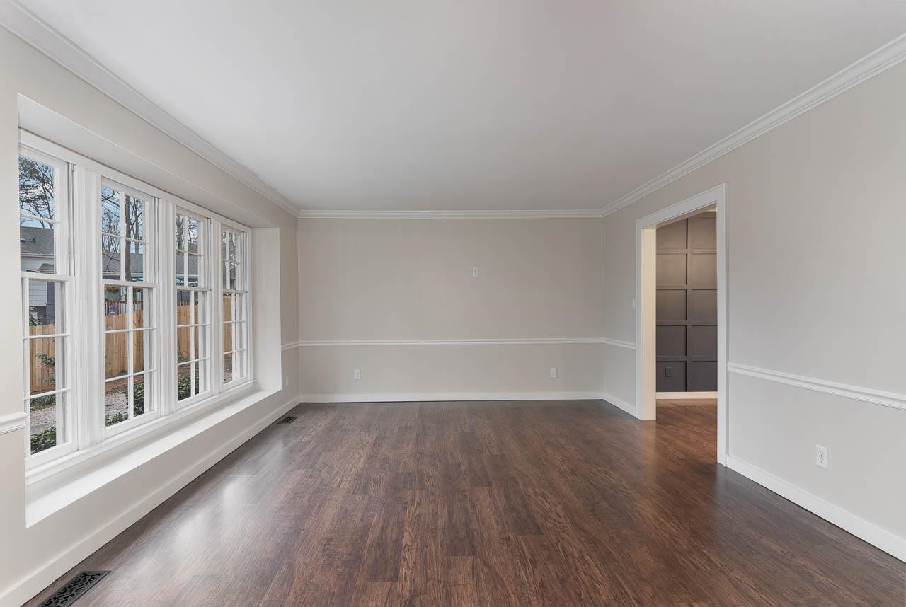 6405 Shadow Court Raleigh, NC 27613 - Photo 8 of 25 Living Room