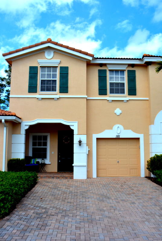 181 Southwest Otter Run Place, Unit 181 Stuart, FL 34997 - Photo 32 of 35 Front View