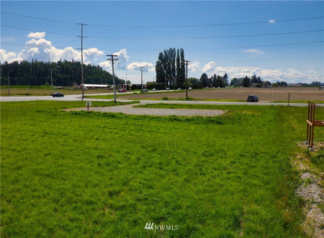 9479 District Line Road Burlington, WA 98233 - Photo 15 of 16 Gallery Image 15