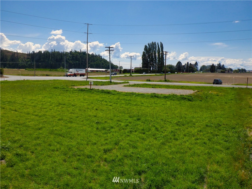9479 District Line Road Burlington, WA 98233 - Photo 6 of 16 Gallery Image 6