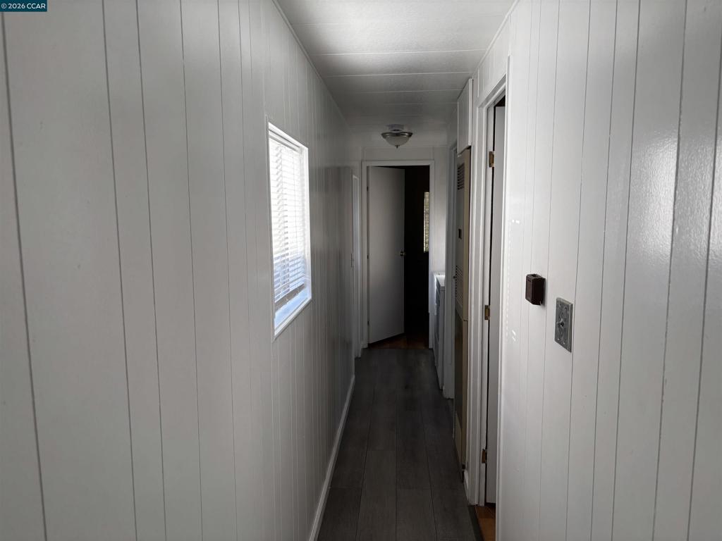 2990 San Pablo Dam Road San Pablo, CA 94803 - Photo 6 of 13 a view of a hallway with wooden floor