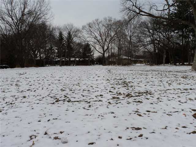 2730 Abington Road Columbus, OH 43221 - Photo 1 of 3