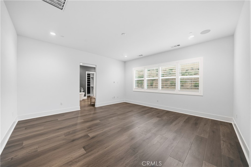 32225 Daybrook Terrace Temecula, CA 92591 - Photo 28 of 75 Shutters throughout the entire home