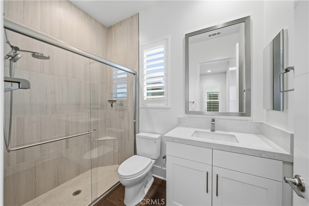 32225 Daybrook Terrace Temecula, CA 92591 - Photo 40 of 75 Guest en suite with walk in shower