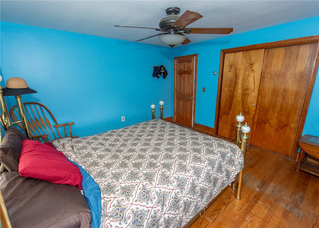 50 East Beardsworth Road Tiverton, RI 02878 - Photo 12 of 16