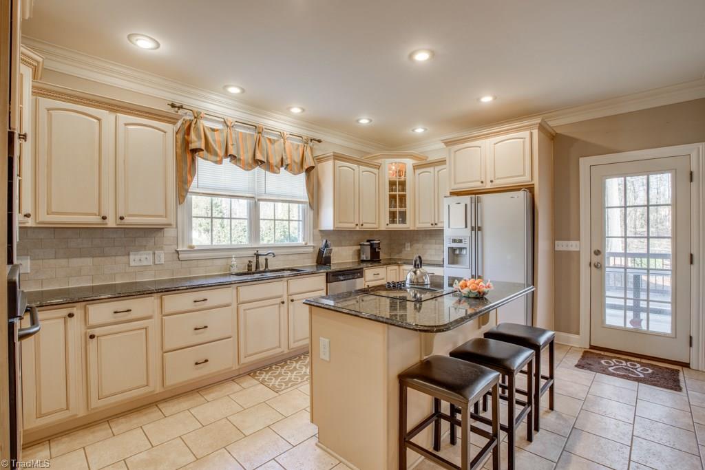 2125 Rossmore Road Clemmons, NC 27012 - Photo 10 of 30 Gallery Image 10