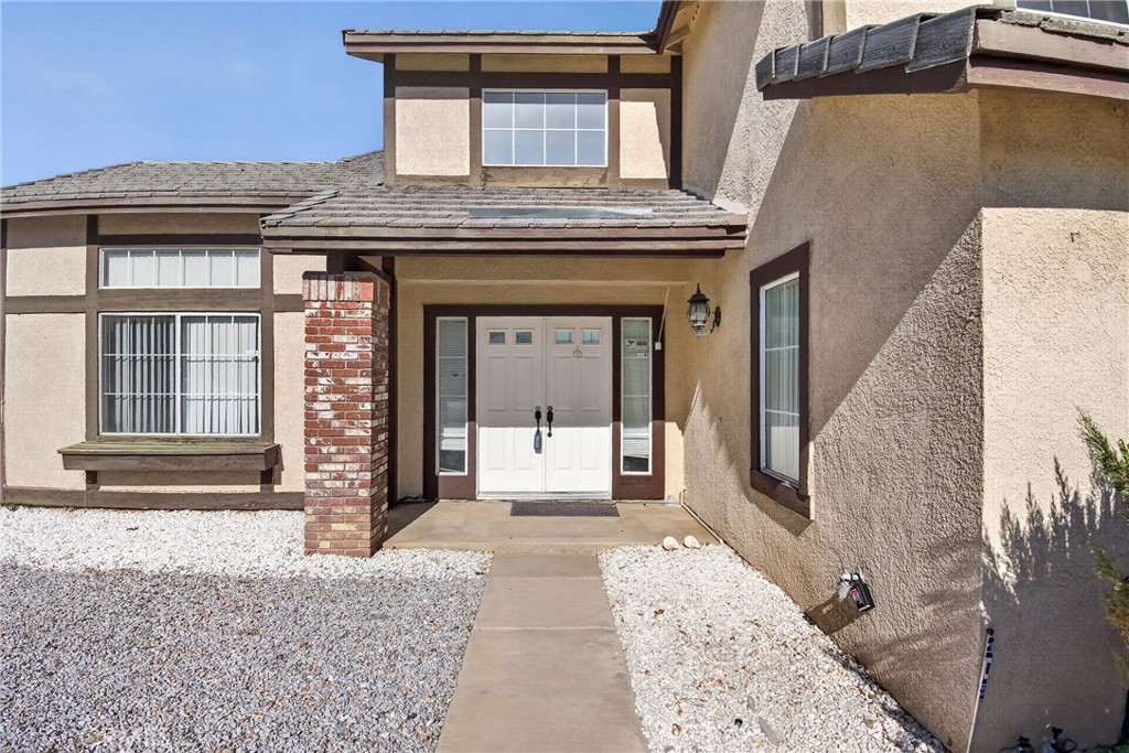 12771 Ponderosa Ranch Road Victorville, CA 92392 - Photo 5 of 43