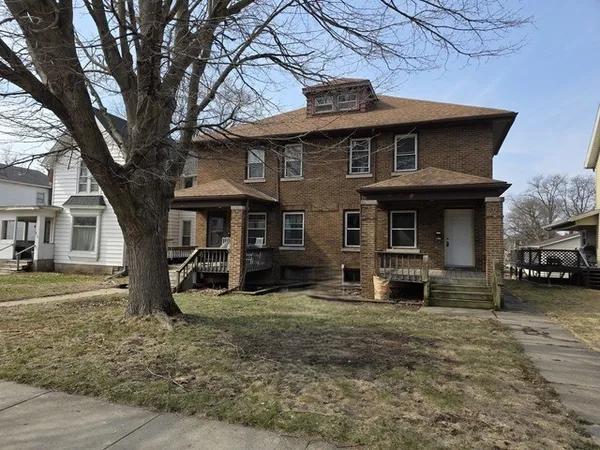 $174,900 | 607 2nd Avenue, Sterling, IL 61081