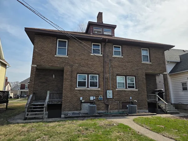 $174,900 | 607 2nd Avenue, Sterling, IL 61081