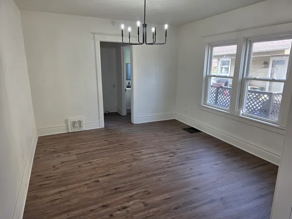 $174,900 | 607 2nd Avenue, Sterling, IL 61081