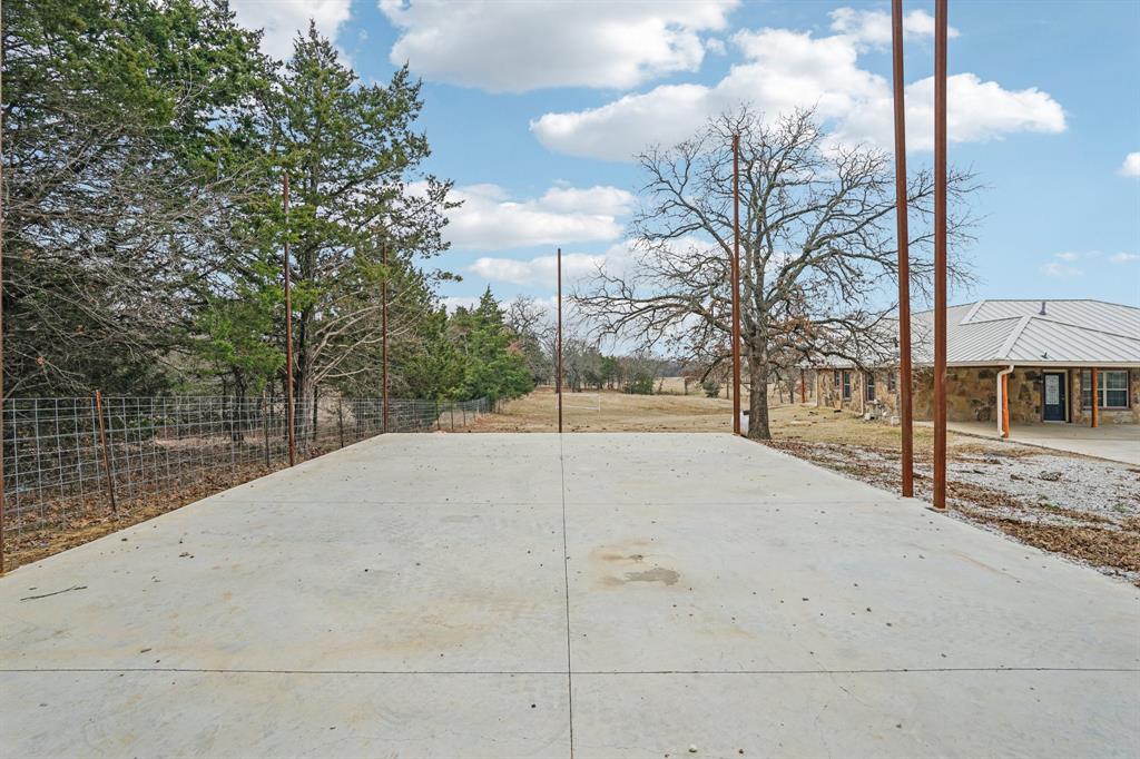 718 County Road 232 Collinsville, TX 76233 - Photo 29 of 35 Concrete Slab