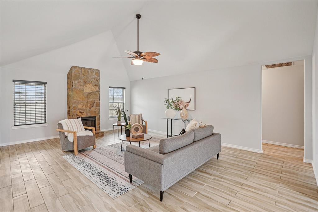 718 County Road 232 Collinsville, TX 76233 - Photo 10 of 35