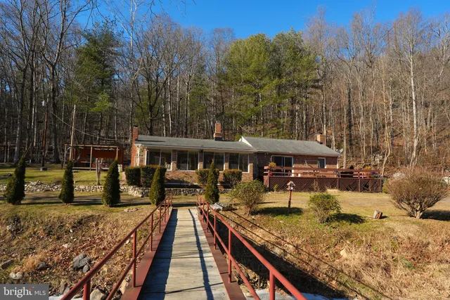 $475,000 | 948 Dismal Hollow Road, Front Royal, VA 22630