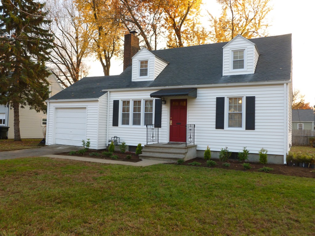 105 East Street Springfield, MA 01104 - Photo 1 of 18 Gallery Image 1