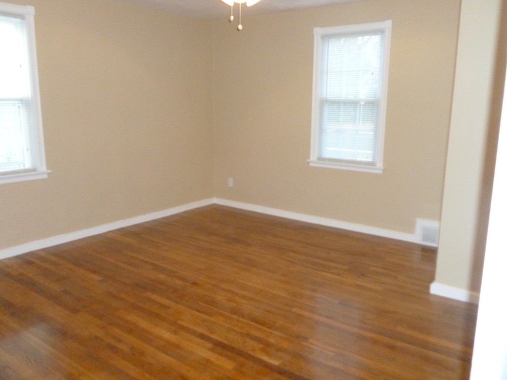 105 East Street Springfield, MA 01104 - Photo 13 of 18 Gallery Image 13