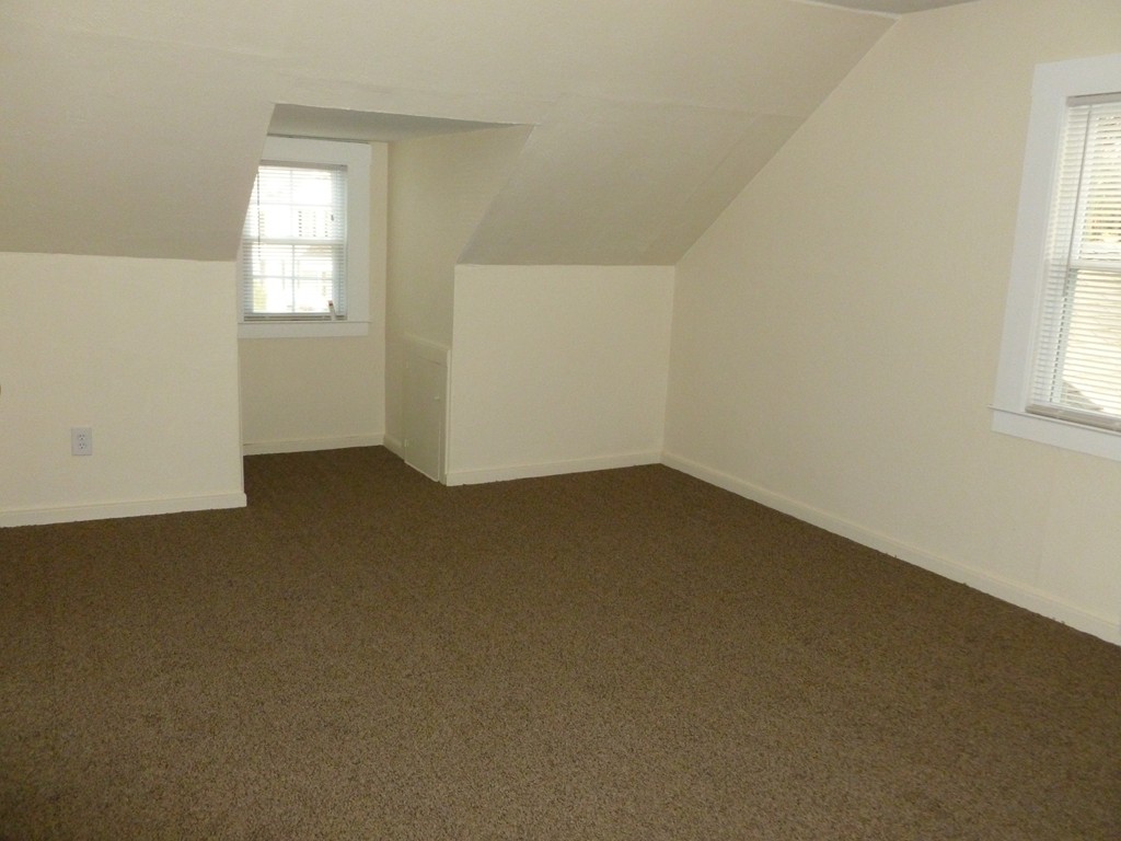 105 East Street Springfield, MA 01104 - Photo 16 of 18 Gallery Image 16