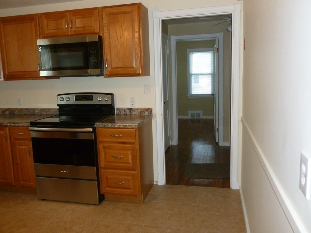 105 East Street Springfield, MA 01104 - Photo 9 of 18 Gallery Image 9