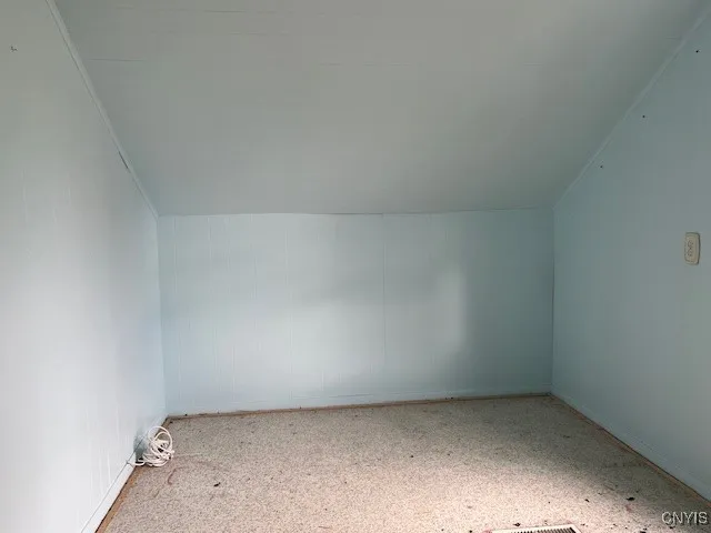 $126,000 | 102 Dryden Avenue, Utica, NY 13502