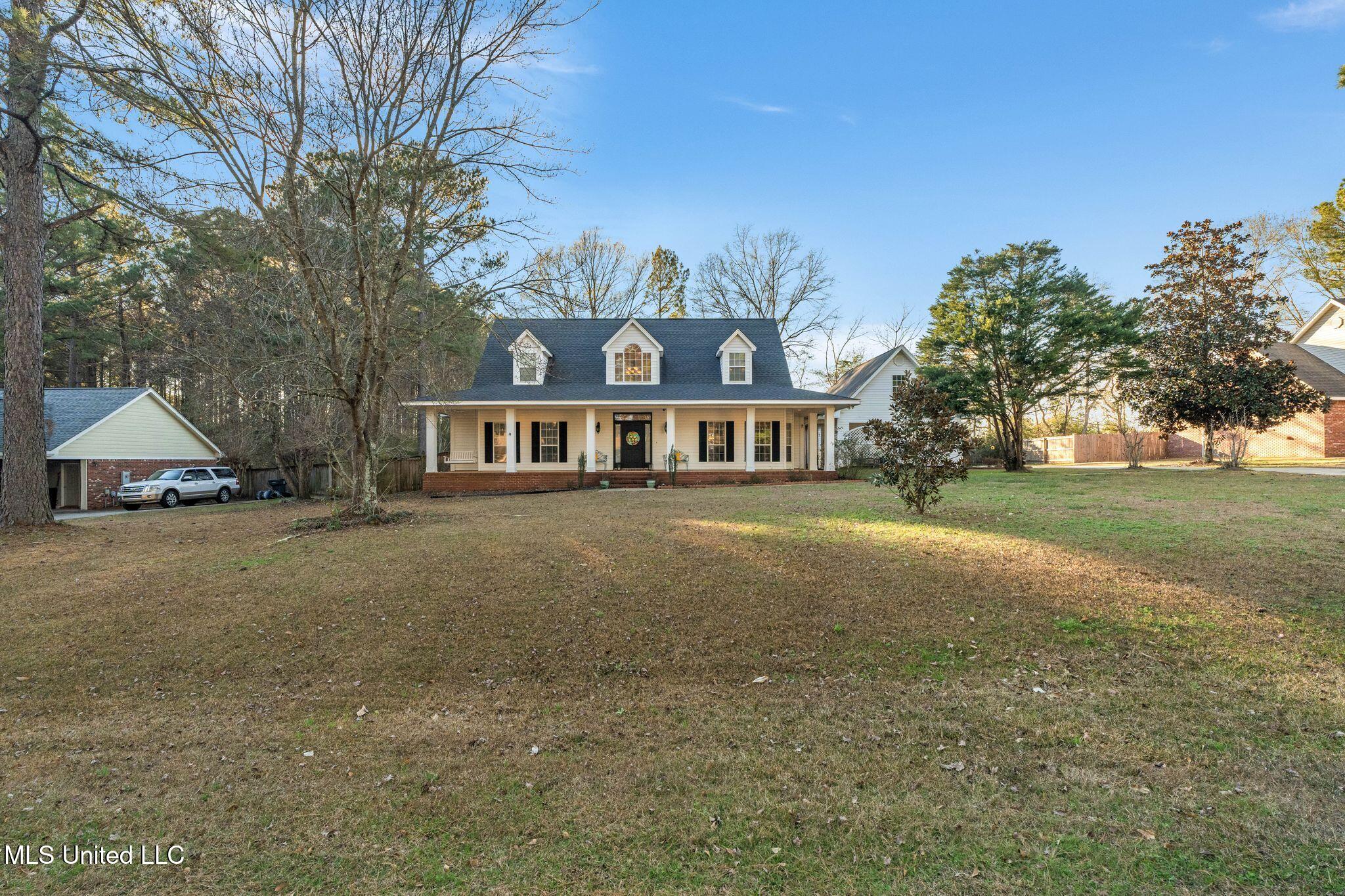 143 Red Roan Road Hattiesburg, MS 39402 - Photo 3 of 45 143_Red_Roan_Rd-3