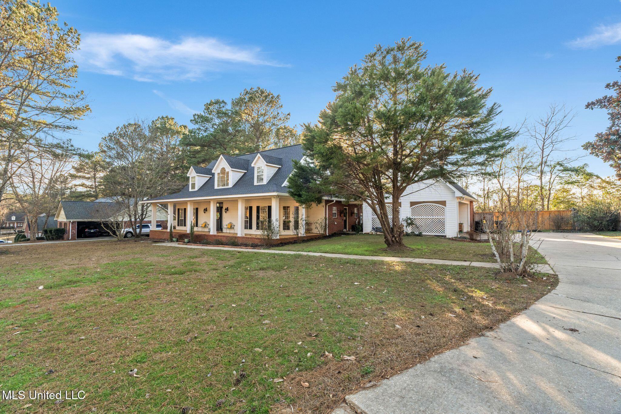 143 Red Roan Road Hattiesburg, MS 39402 - Photo 4 of 45 143_Red_Roan_Rd-4