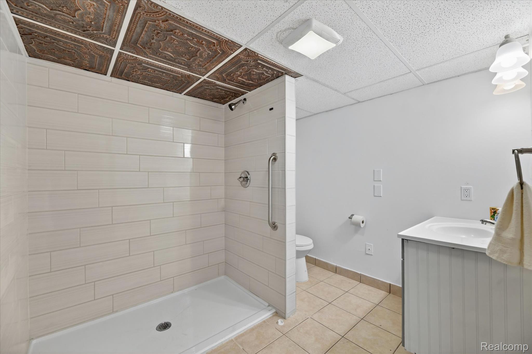 11280 Hegel Road Goodrich, MI 48438 - Photo 35 of 61 39-11280-Hegel-Rd-Goodrich-MI-48438-WindowStill-DTN.jpg