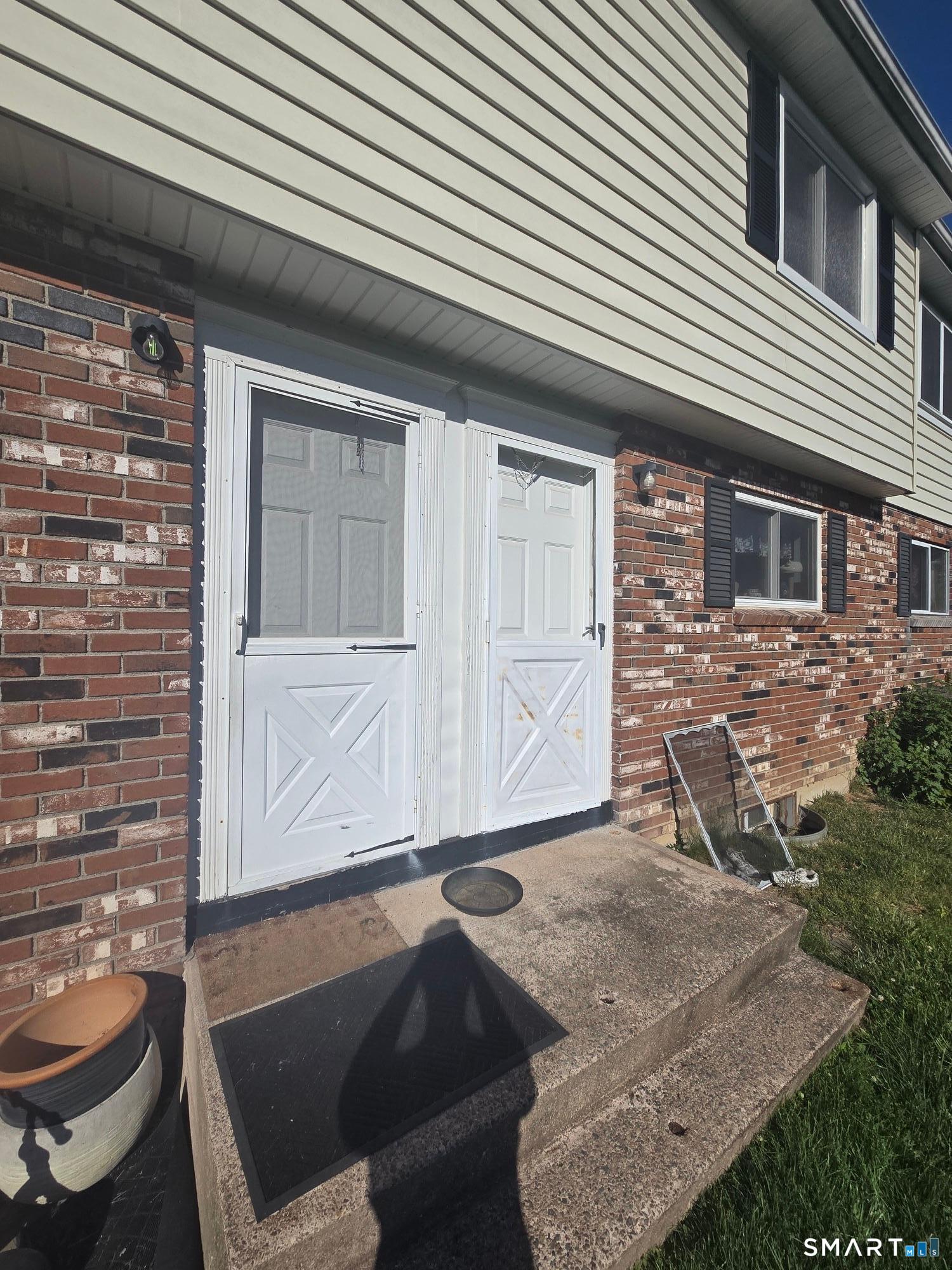 461 Spring Street, Unit 4F Naugatuck, CT 06770 - Photo 1 of 35