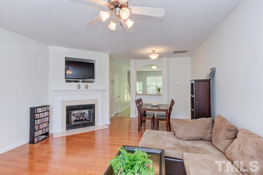 5227 Moonview Court Raleigh, NC 27606 - Photo 4 of 20 Gallery Image 4