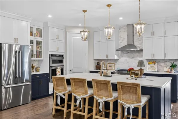 $990,000 | 14702 Schoettler Grove Court, Chesterfield, MO 63017