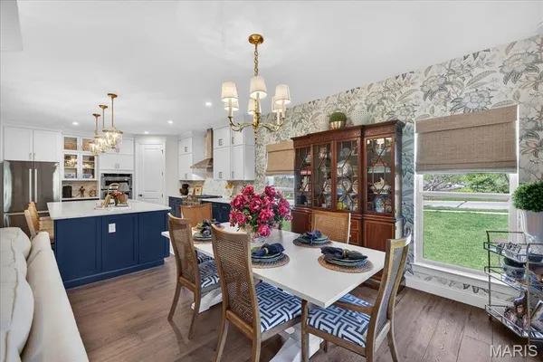 $990,000 | 14702 Schoettler Grove Court, Chesterfield, MO 63017
