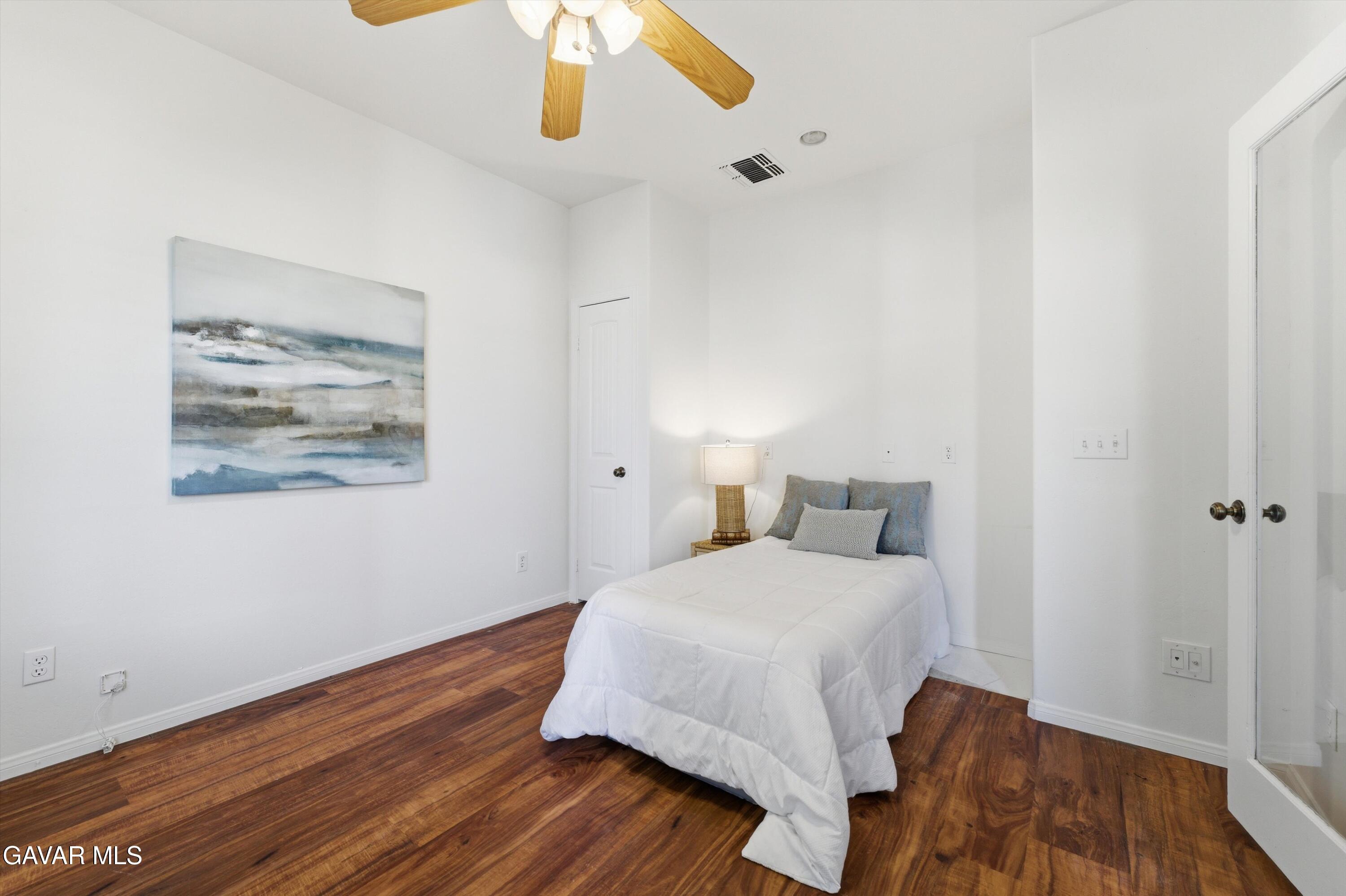 20450 Clubview Court Tehachapi, CA 93561 - Photo 14 of 37 06-JYP04000