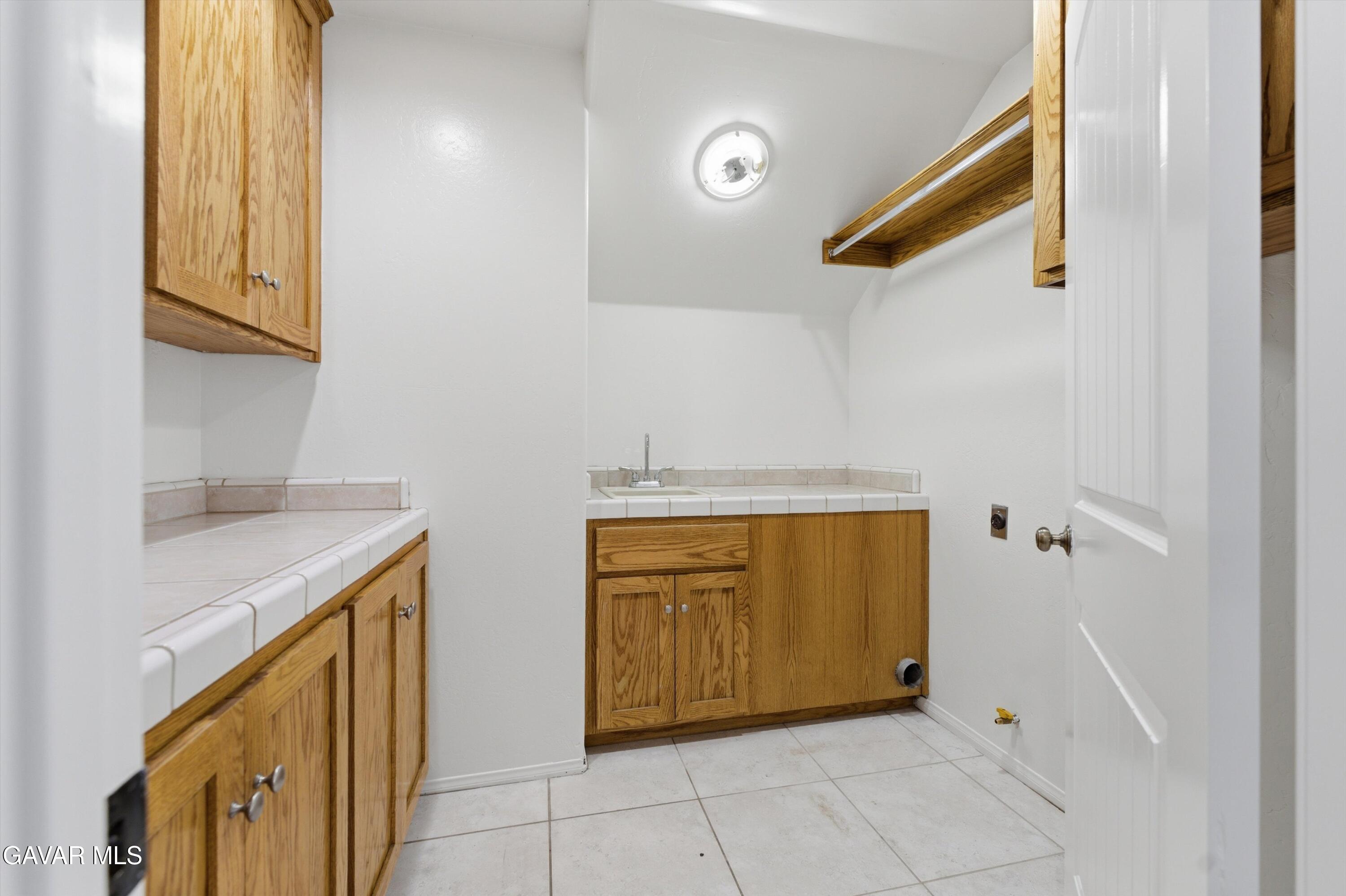 20450 Clubview Court Tehachapi, CA 93561 - Photo 22 of 37 22-JYP04033