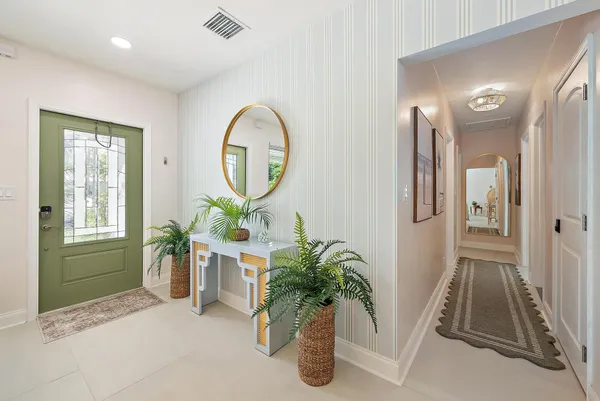 $11,500 | 330 Macy Street, West Palm Beach, FL 33405