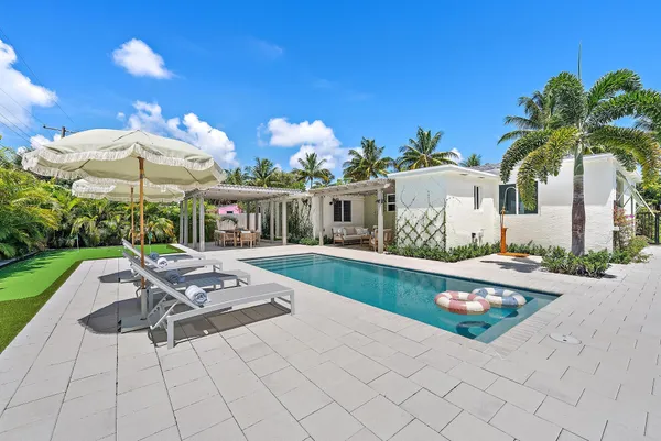 $11,500 | 330 Macy Street, West Palm Beach, FL 33405
