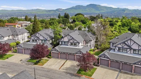 $1,088,000 | 120 Haslemere Court, Lafayette, CA 94549