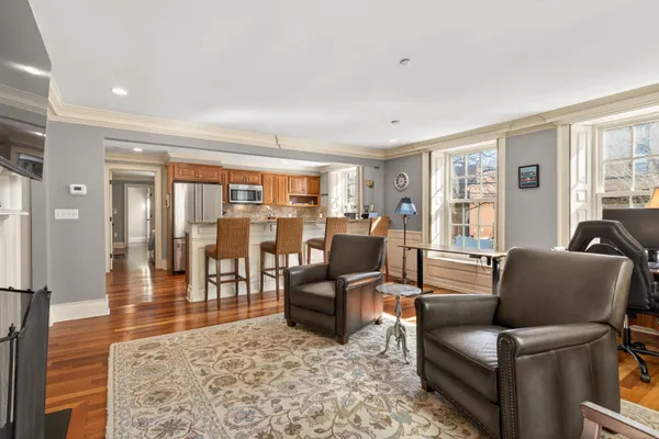 $4,950 | 7 Islington Street, Unit R1, Portsmouth, NH 03801