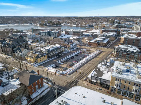 $4,950 | 7 Islington Street, Unit R1, Portsmouth, NH 03801