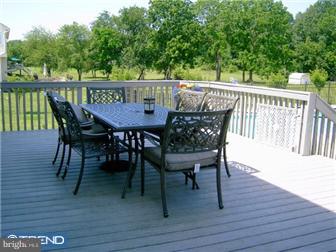 387 Rainey Road Woolwich Township, NJ 08085 - Photo 11 of 12 Deck