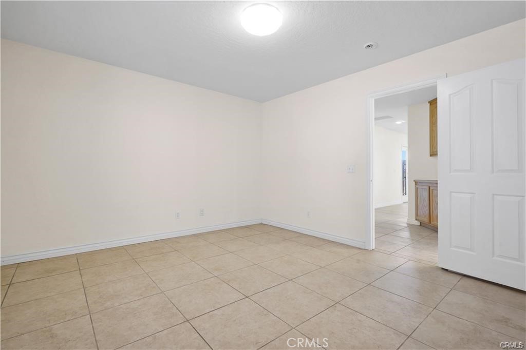 13227 Smith Road Phelan, CA 92371 - Photo 21 of 42 Gallery Image 21