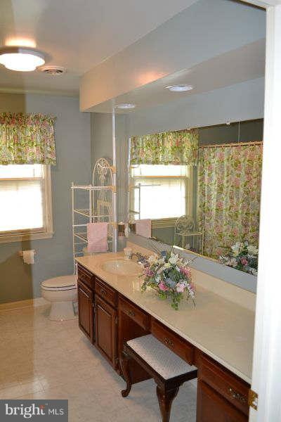 16016 Falling Run Road Williamsport, MD 21795 - Photo 10 of 29 Bath