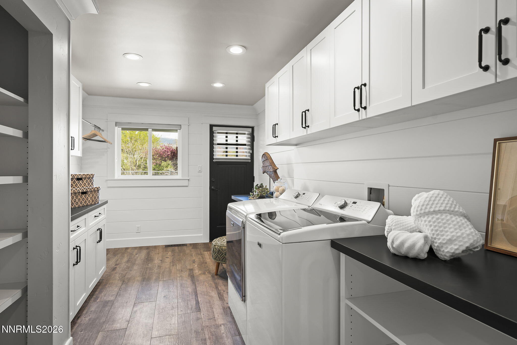 945 Monte Vista Drive Reno, NV 89511 - Photo 34 of 93 Laundry Room