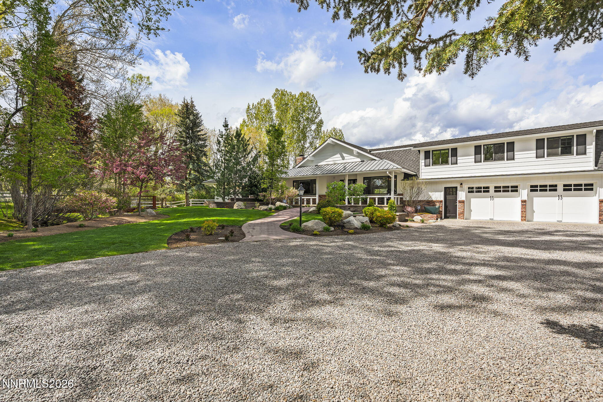 945 Monte Vista Drive Reno, NV 89511 - Photo 7 of 93 Front of the house