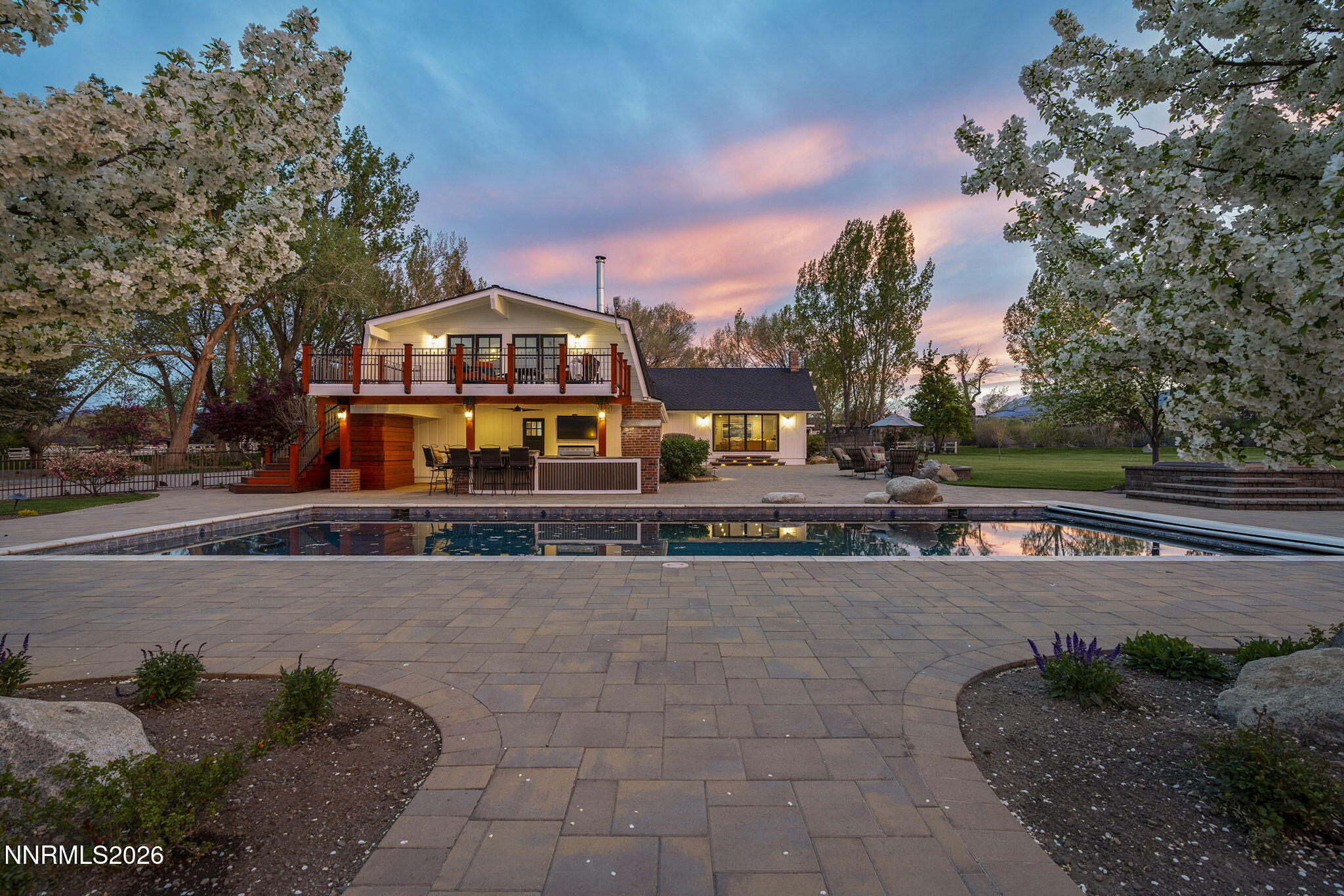 945 Monte Vista Drive Reno, NV 89511 - Photo 86 of 93 Backyard at twilight