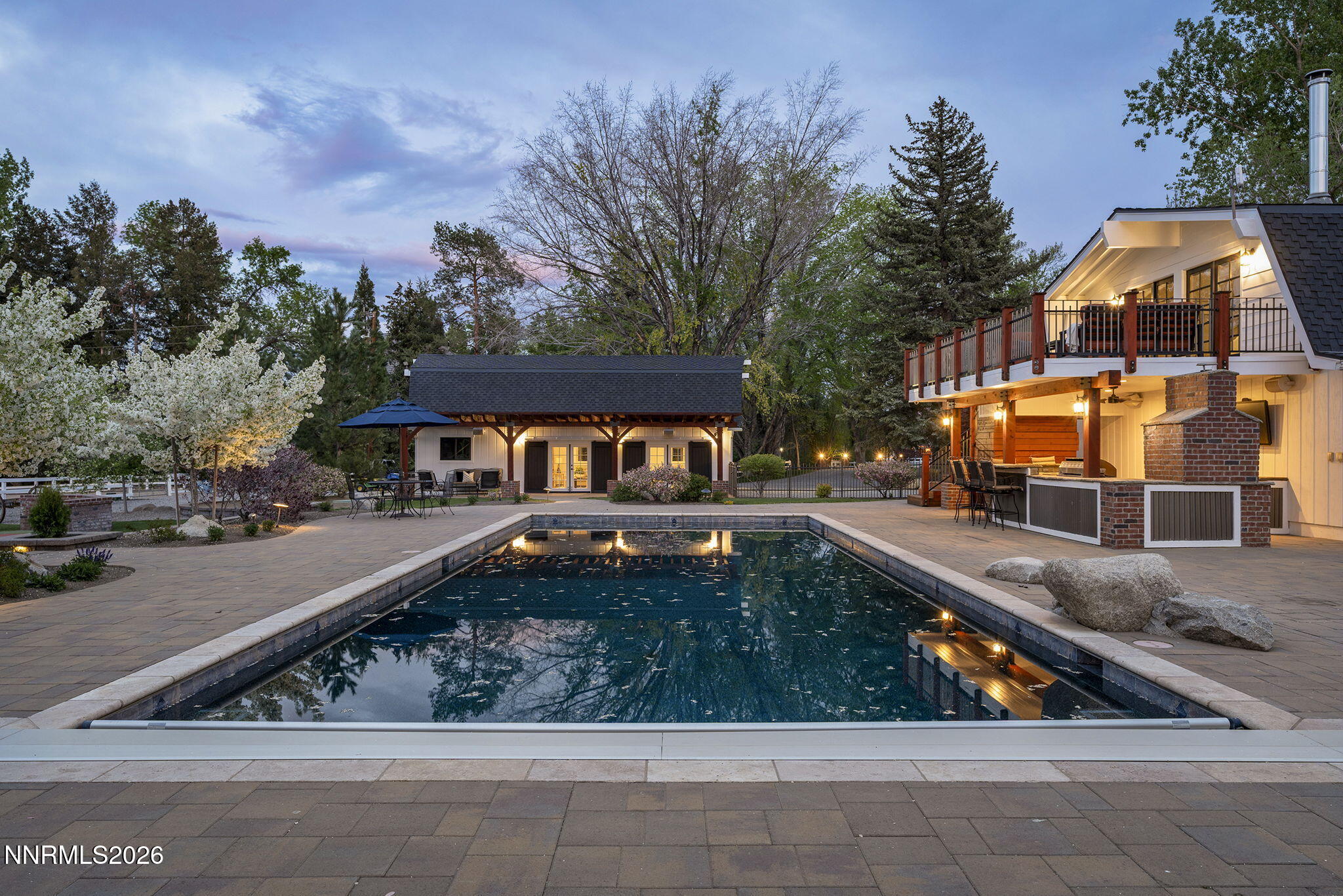 945 Monte Vista Drive Reno, NV 89511 - Photo 87 of 93 Backyard at twilight