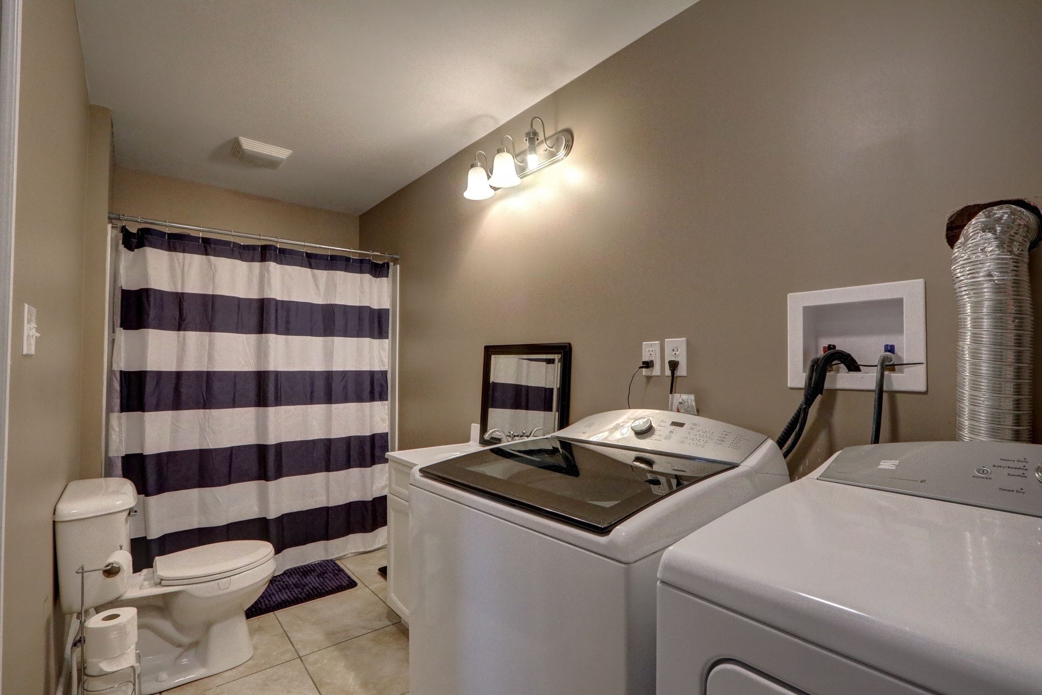 1688 Hills Road Newburgh, IN 47630 - Photo 21 of 33 Gallery Image 21