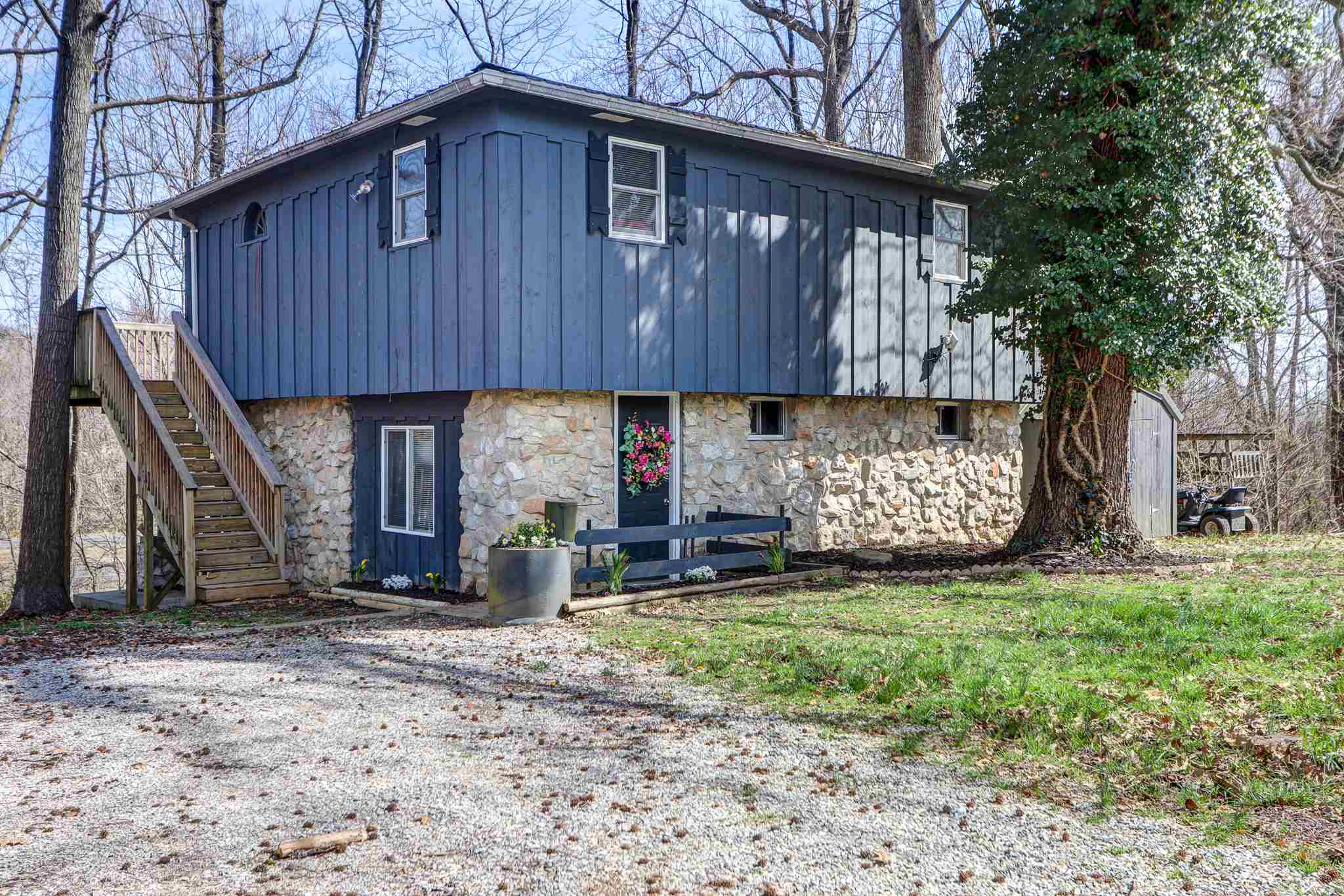 1688 Hills Road Newburgh, IN 47630 - Photo 33 of 33 Gallery Image 33