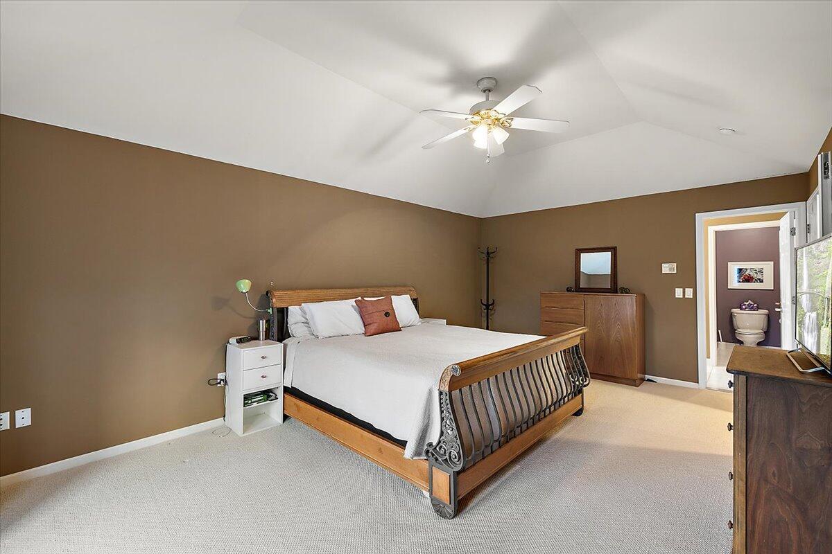 4150 Ridge Side Drive Rochester, MI 48306 - Photo 38 of 61 54-4150 Ridge Side Interior-31